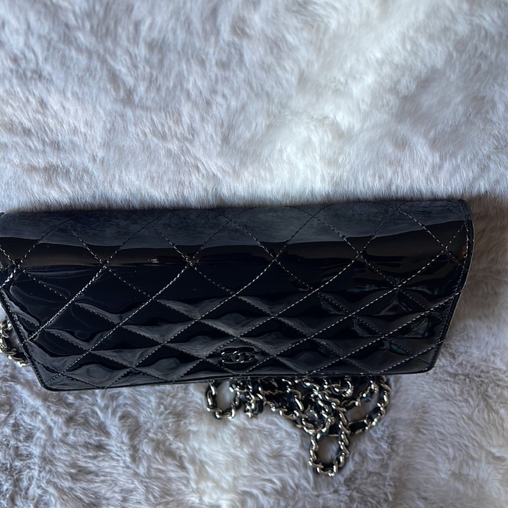 Authentic Chanel Classic Wallet On Chain - Picture 13 of 14